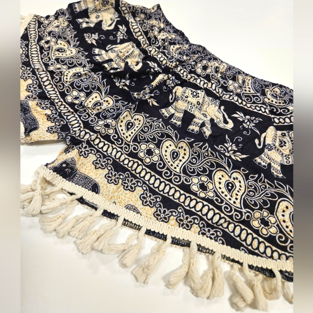 Small Elephant Print Shorts